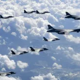 Coreia do Sul envia ca�as ap�s avi�es da R�ssia e China entrarem em sua zona de seguran�a