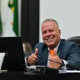 Chico 2000 vence no STJ e continua no cargo mesmo com investiga��o por corrup��o
