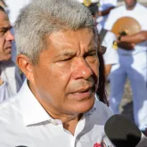 Jer�nimo confirma acordo com PSD para supl�ncia de Wagner e comenta pesquisa