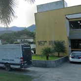 Menino de 5 anos morre baleado em pra�a de Paraty; ele estava de f�rias com o pai