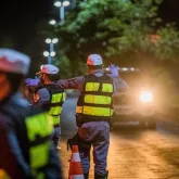 Blitz prende 4 motoqueiros e 24 sem CNH em Cuiab�