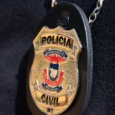 Justi�a mant�m pris�o de ex-policial que deu armas para assalto a loja em MT