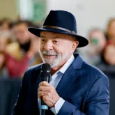 Lula chama ministros de Bolsonaro de 'mequetrefes' em evento no Planalto