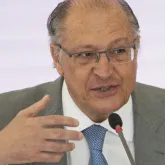 Alckmin diz que bolsonarismo est� encurralado com Fl�vio