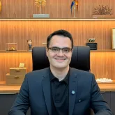 Antonio Esteca participa de livro que explica as regras da educa��o superior no Brasil