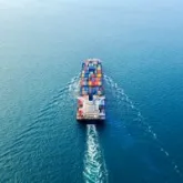 Itaja� lidera importa��es no Brasil com mais de US$ 1 bilh�o de crescimento em 2026