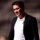 Corinthians promete gramado melhor ap�s reclama��es e les�o