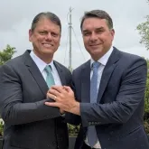 Tarc�sio promete apoio total a Fl�vio na campanha