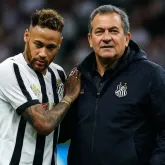 Neymar pode ficar de fora do jogo contra o Remo; Cuca n�o garante presen�a