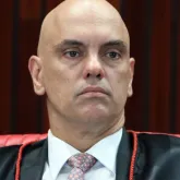 Moraes pede parecer da PGR sobre pedido de Bolsonaro para liberar visitas