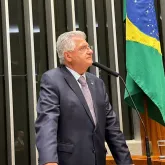 Deputado prop�e ajuda para m�es e cuidadores de pessoas com defici�ncia