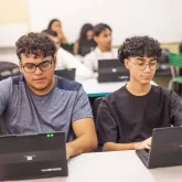 Est�gio para estudantes do ensino m�dio em SP abre 2.565 vagas; veja bolsas por curso