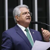 Deputado rebate Caiado e defende a Bahia contra cr�ticas