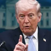 Trump publica mapa tratando Estreito de Ormuz como territ�rio dos EUA
