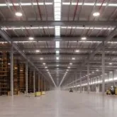 Investimento em im�veis comerciais deve chegar a US$ 144 bilh�es em 2026, com foco em industrial e log�stico
