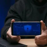 Golpes financeiros: 40% das fraudes no Brasil usam engenharia social; veja como se proteger