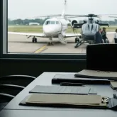 Vorcaro pagou R$ 50 milh?es a escritorio da esposa de Moraes com jatinho e helic�ptero