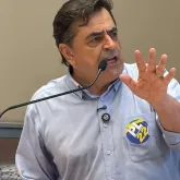 Domingos S�vio quer chegar ao Senado ap�s 30 anos de carreira pol�tica