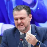 Ex-ministro de Lula pressiona Moraes e pede pedido de demiss�o ou sa�da do STF