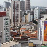 Tempo quente na manh� de s�bado, mas chuva e vento forte devem chegar ao fim de tarde em SP