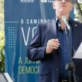 Voto de idosos vira escolha e n�o obriga��o ap�s 70 anos, diz Justi�a Eleitoral