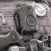 Mulher de policial militar morre ap�s ser ferida a tiros em casa no Grande SP; pol�cia apura se caso foi suic�dio