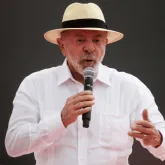 Lula avisa Trump para n�o interferir em elei��es do Brasil
