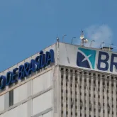 PF revela fraude gigante de 17 bilh�es no BRB e Banco Master