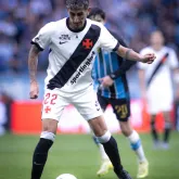 Novo refor�o do Vasco d� passe de letra na estreia e equipe fica perto de fugir do rebaixamento