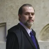 Kassio e Toffoli se afastam de vota��o sobre Moraes no STF