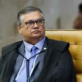 Fl�vio Dino adia decis�o sobre caso de mensagens de Moraes e Vorcaro no STF