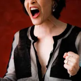 Marina Lima comemora 70 anos com show gratuito em Salvador
