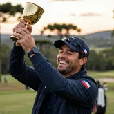 Chileno faz virada no �ltimo minuto e ganha t�tulo de golfe no Paran�