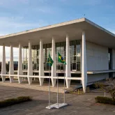 STF volta a julgar se im�veis usados em empresas pagam imposto de transfer�ncia