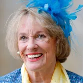 Lenda da TV brit�nica Esther Rantzen morre aos 86 anos ap�s batalha contra o c�ncer