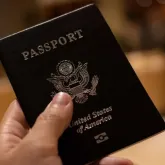 Embaixadas dos EUA e da Austr�lia fecham servi�os no Brasil na v�spera das elei��es
