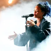 Rihanna revela ter 170 m�sicas gravadas e sem lan�ar: confira a verdade