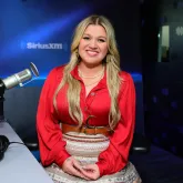 Kelly Clarkson critica loja em Nova York por trat�-la como personagem de 'Pretty Woman'