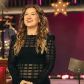 Loja em Nova York reage a queixa de Kelly Clarkson sobre maus-tratos por funcion�rio