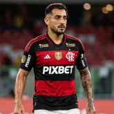 Flamengo acusa arbitragem de causar 9 fraturas em jogadores e critica omiss�o ap�s les�o de Danilo