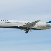 Avi�o de NY para Israel � pousado com urg�ncia ap�s alerta de bomba