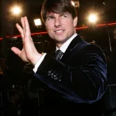 Tom Cruise entra em p�nico ao saber que bi�grafo escreveria livro n�o autorizado sobre ele