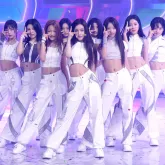 Girlgroup coreano A2O Lite conquista topo das paradas com debut surpresa no K-Pop