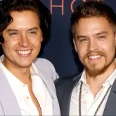 Ator da Disney Dylan Sprouse revela que seus pais s�o parentes por DNA