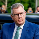 Ex-l�der do Partido Democr�tico Unionista da Irlanda do Norte vai ser interrogado pela pol�cia sobre acusa��o de estupro em Londres