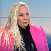 Trump acusado de estuprar ex-Miss Su��a que alega promessas falsas