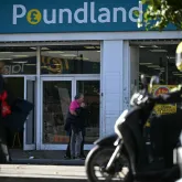 Poundland est� a dias de fechar as portas: o que vai acontecer com milhares de empregos no Reino Unido?