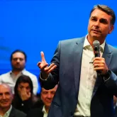 STF corrige erro e afirma que n�o h� ordem de busca contra Fl�vio Bolsonaro