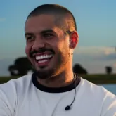 Z� Felipe revela diagn�stico de s�ndrome que causa dor intensa na regi�o do bumbum