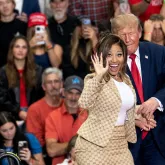 Nicki Minaj ataca governadora de NY e profere amea�a divina; ela responde de forma direta